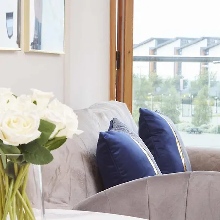 Deluxe Centre Balcony View And Free Parking Leeds (West Yorkshire)